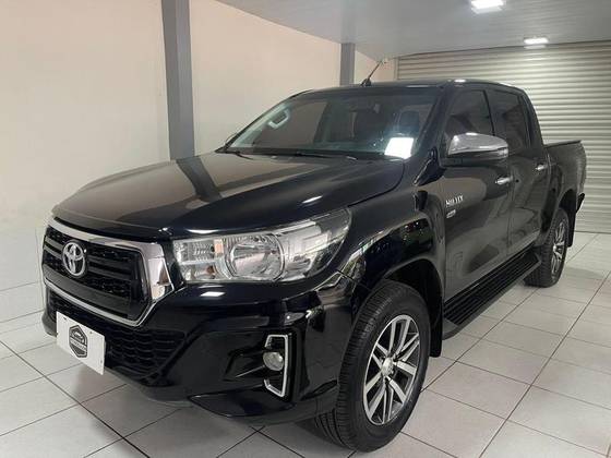 TOYOTA HILUX 2.7 SR 4X2 CD 16V FLEX 4P AUTOMÁTICO